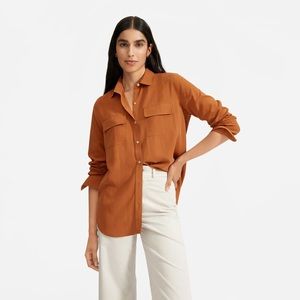 Everlane Washable Silk Relaxed Shirt in Cider, Size 6